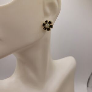 Amber Colored Star with Faux Pearl Earrings